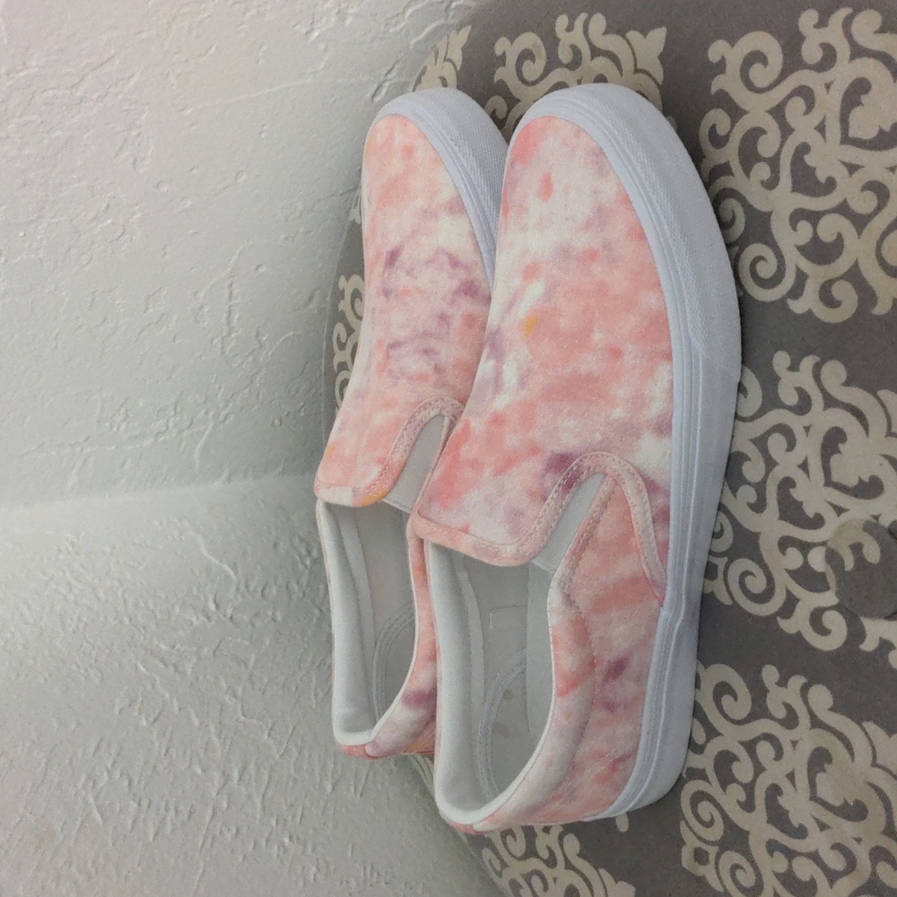 Size 8.5 Pink Tie-dye Slip On Sneakers